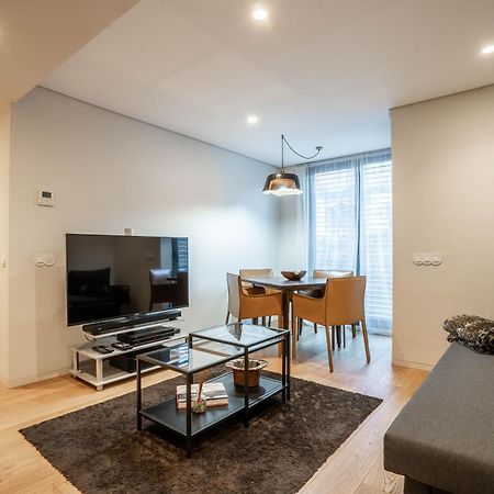 Primrose 1Br Delight W Parking By Lovelystay Porto Eksteriør billede