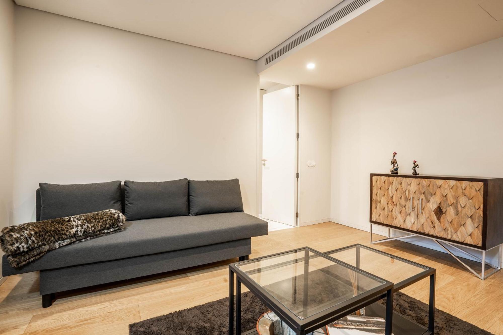 Primrose 1Br Delight W Parking By Lovelystay Porto Eksteriør billede
